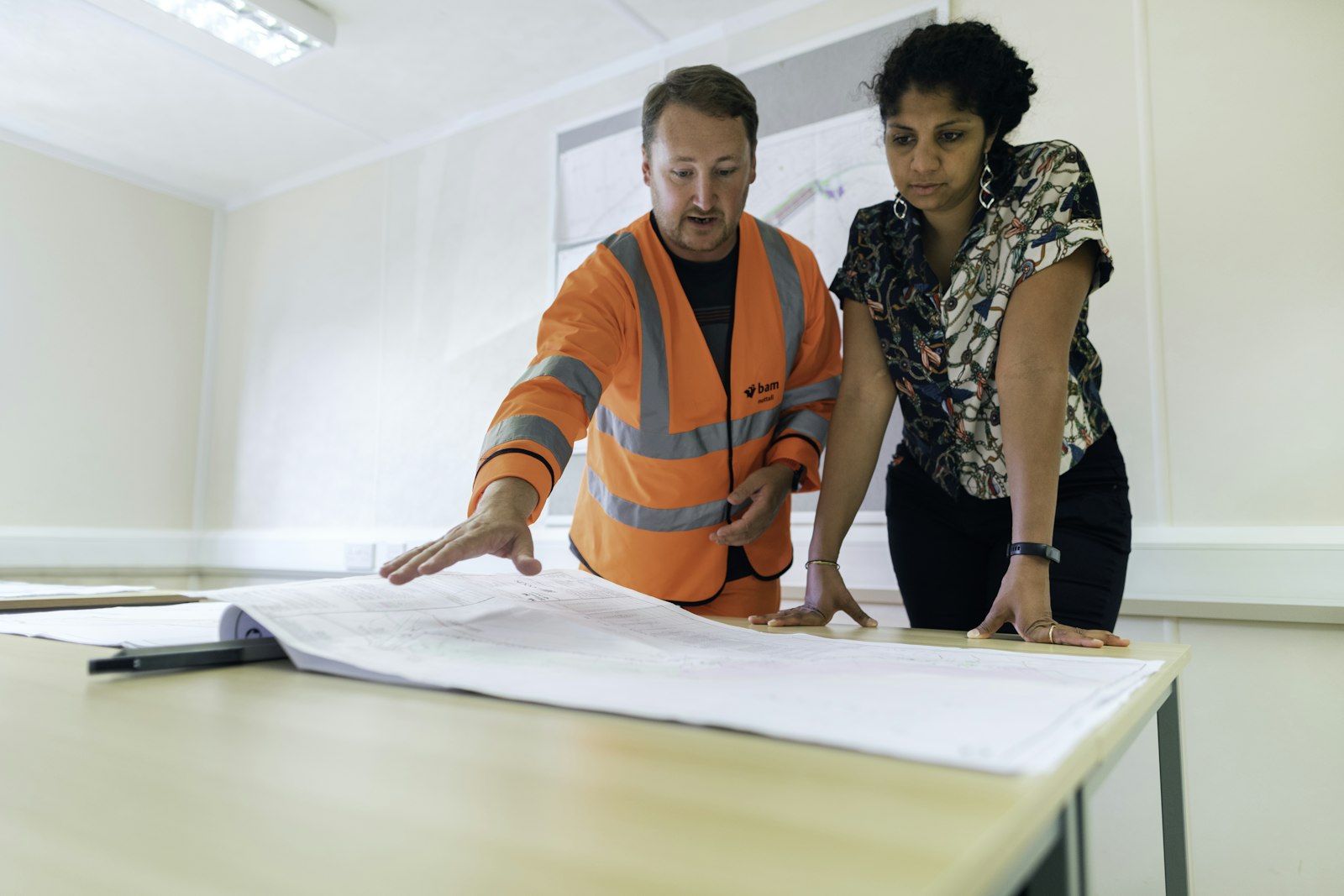 How to choose a reliable contractor