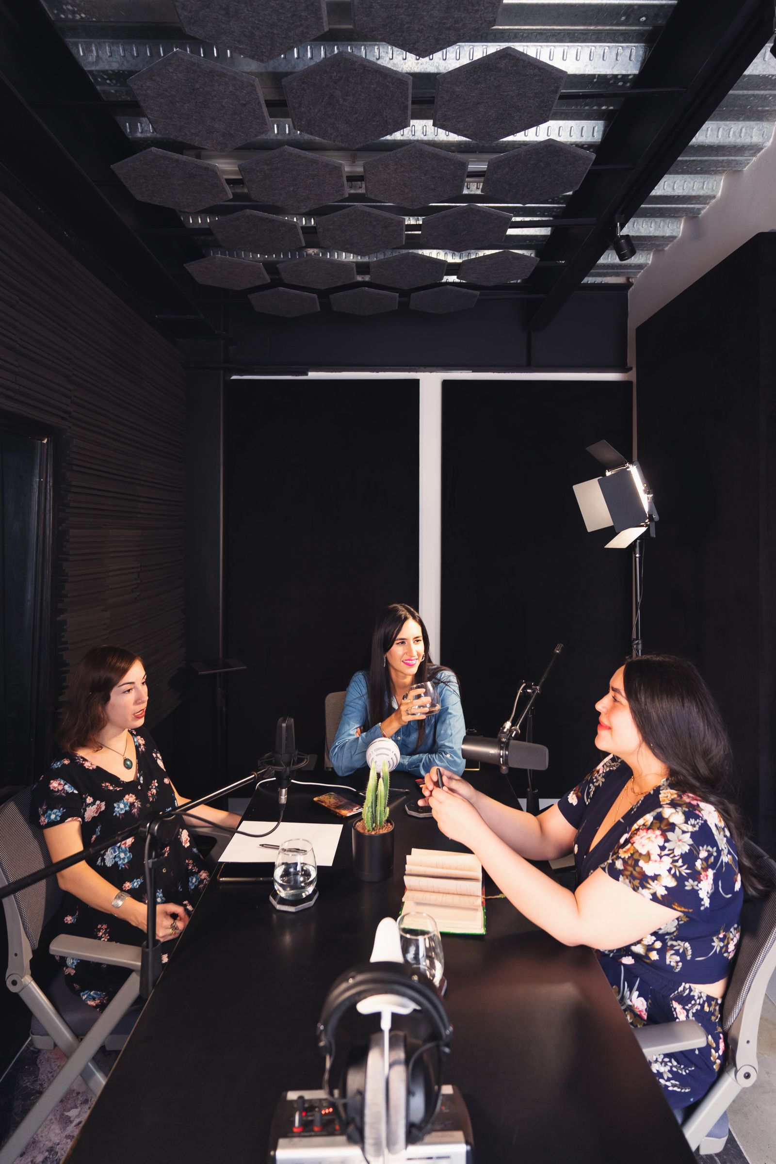 Corporate Podcast Studio Amsterdam: Branded Shows