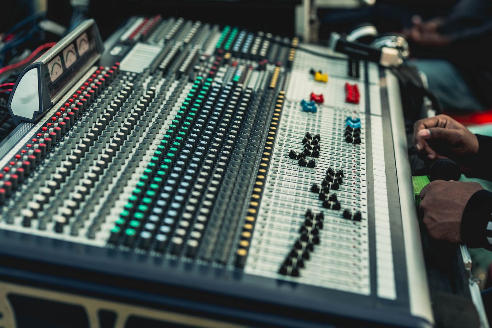 Podcast Studio Amsterdam With a Sound Engineer