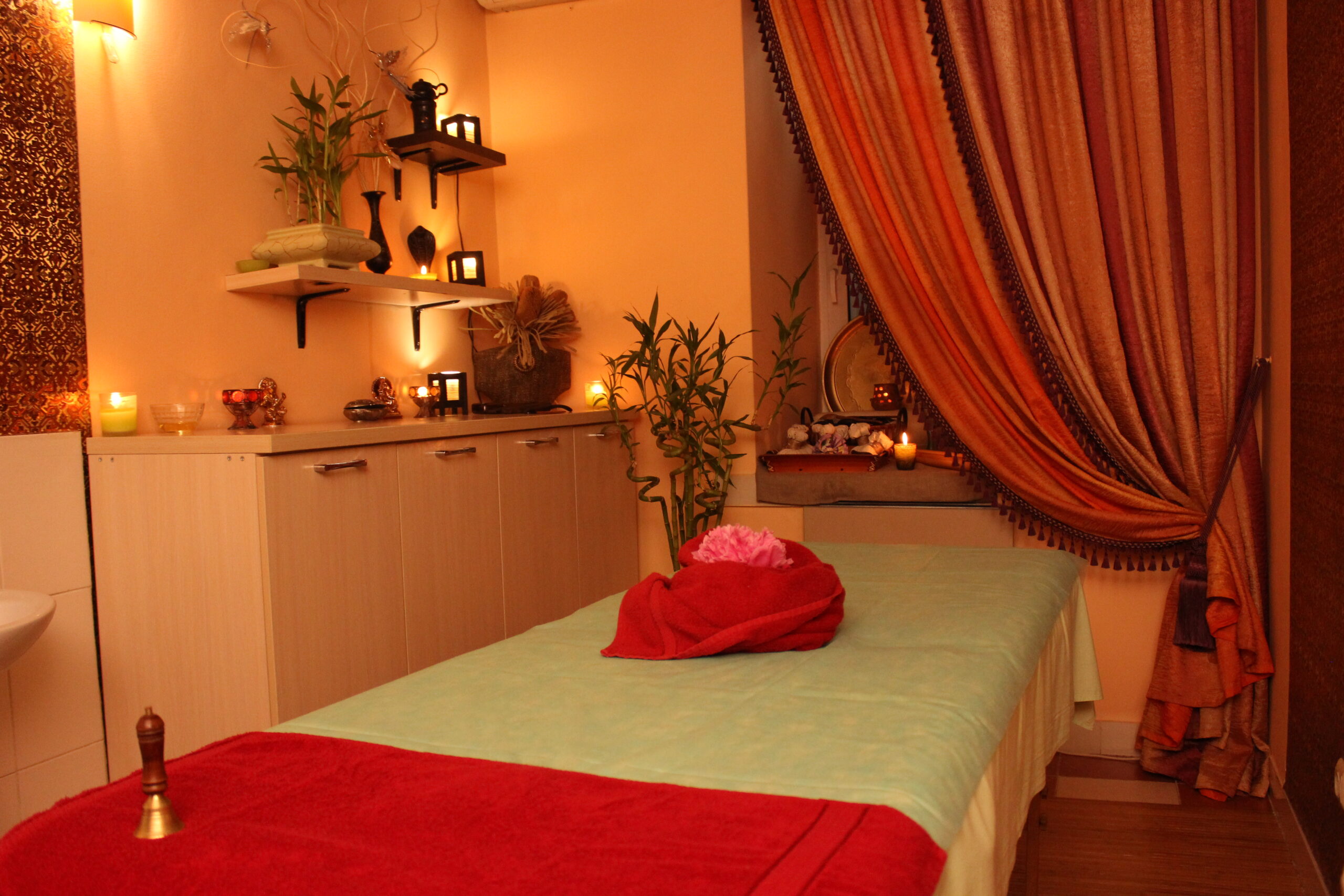 Хаммам, масажі, спа в Києві на Печерську/ Lakshmi Spa